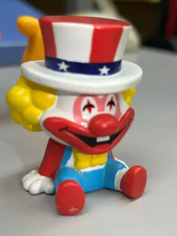 저글러 3D 러버 BC 미니 피규어