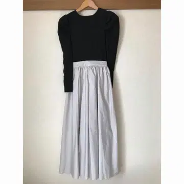 SNIDEL 파워숄더 니트 도킹 원피스 롱 긴팔 플레어