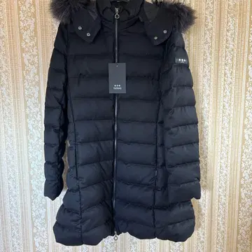 TATRAS 블랙 다운 자켓 후드 부착