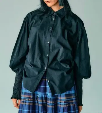 니코앤드 드로스트 마톤 슬리브 셔츠 블랙 M 사이즈 티라