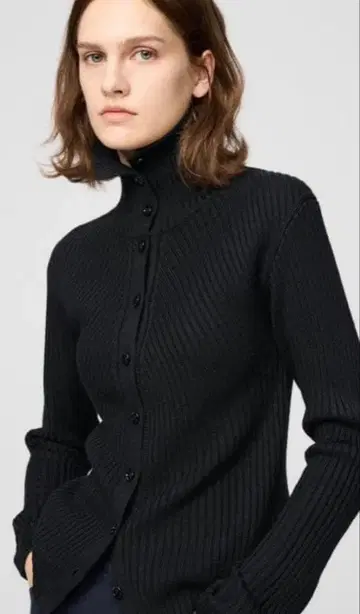 유니클로 유 메리노 블렌드 하이넥 가디건