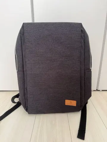 NORDACE 그레이 백팩 새상품급