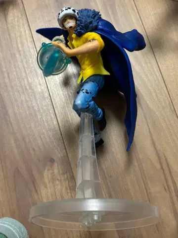 제일복권 원피스 트라팔가 로 피규어