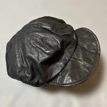 GENUINE LEATHER CASQUETTE 호주산