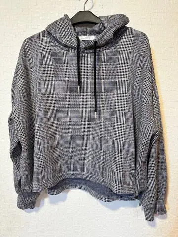 Blue Strive 체크 무늬 후드 부착 맨투맨