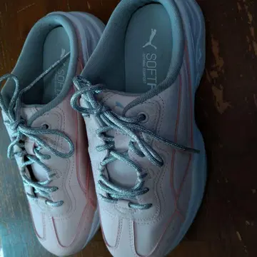 새상품 PUMA SOFTFOAM 슬립온 스니커즈 샌들 24cm