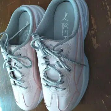 새상품 PUMA SOFTFOAM 슬립온 스니커즈 샌들 24 푸마