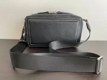 JEANASIS 블랙 가죽 숄더백