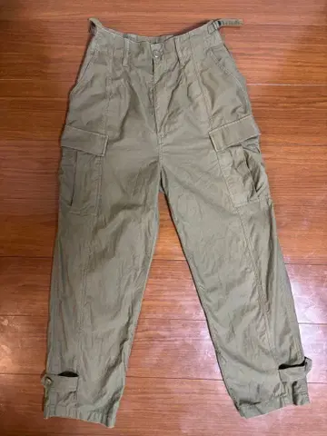 카고 팬츠 올리브 그린 사이드 포켓 포함