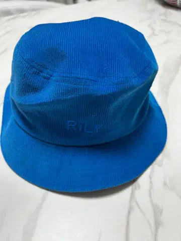 RILY 버킷햇 파랑 코튼 소재 L