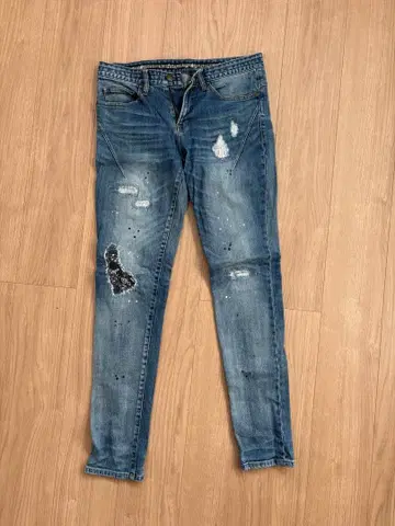 NUMBER (N)INE 페인트 음표 리페어 데미지 가공 데님 스키니