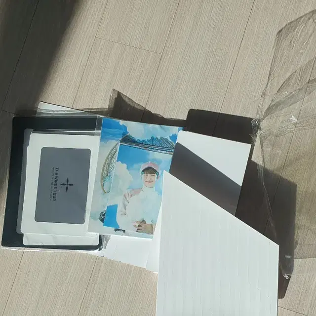 방탄소년단 bts 윙즈투어 페이퍼프레임 세트 Ver.1