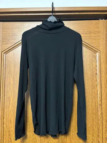 플로렌트 블랙 터틀넥