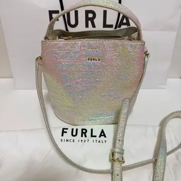 FURLA 다나에 2way 버킷백 오로라