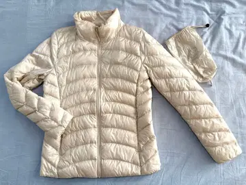 L 사이즈 UNIQLO 유니클로 울트라 라이트 다운 아이보리