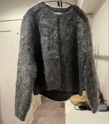 플라주 샤기 니트