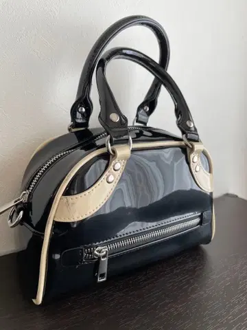 PAGE BOY 미니 에나멜 백