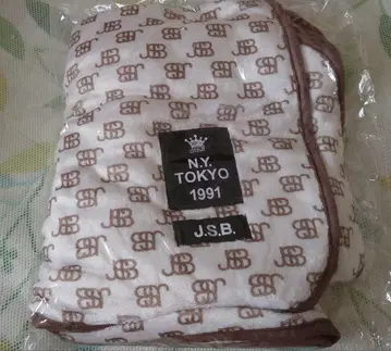 J.S.B. 모노그램 담요 산다이메 J SOUL BROTHERS