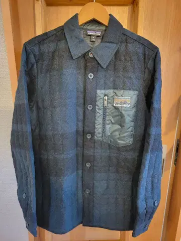 [ 40주년 ] Patagonia 남성용 리사이클 다운 셔츠 자켓