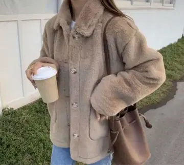 BLATE 2way 최고의 촉감 에코 퍼 숏코트