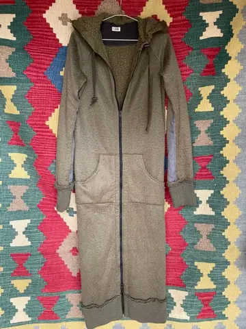 L.G.B. 르그랑블루 롱 후드티