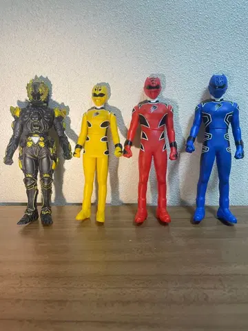 슈퍼전대 히어로 피규어 세트 2007년제