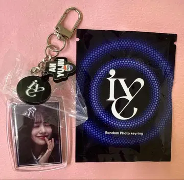 한국 한정판 IVE 랜덤 사진 키링 안유진 새상품