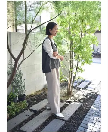 파이핑 사용 세미 와이드 팬츠