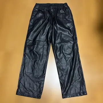 블랙 합성 피혁 팬츠 M 사이즈