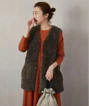 [ 새상품급 ] FREAK'S STORE 퍼 베스트