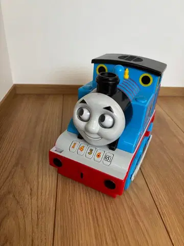 프라레일 토마스 얼굴이 움직여요! 친구와 이야기하는 빅 토마스