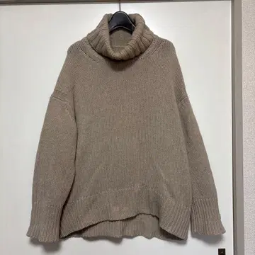 GALERIE VIE 터틀넥 베이지