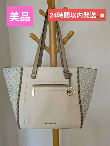 [ 새상품급 ] MICHAEL KORS 화이트 토트백