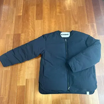 [ 새상품급 ] JIL SANDER 블랙 다운 자켓 L 사이즈