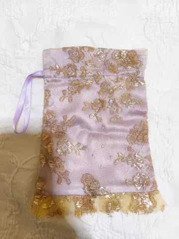 Fifi Chachnil 피피 샤슈닐 긴장 파우치 레이스