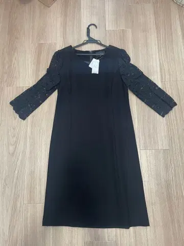 TALBOTS 소매 레이스 원피스