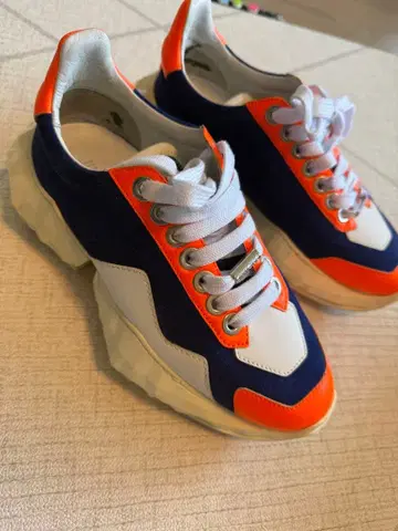 지미추 다이아몬드 스니커즈