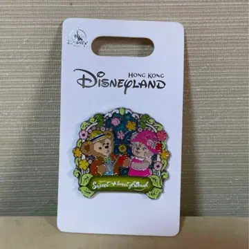 [ 덤 포함 ] 홍콩 Disney 더피 셰리메이 핀 배지
