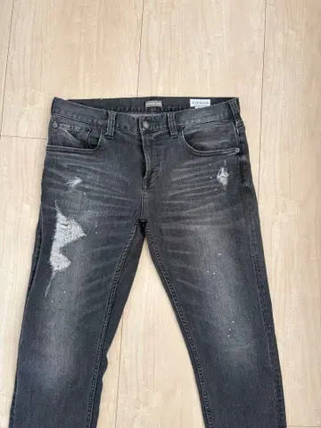 BAYFLOW 데미지 가공 스키니 데님