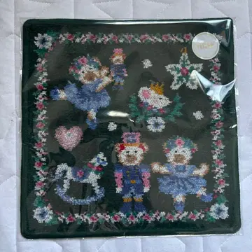 새상품 미사용 페이 리베 & 리리아 자 크래커 손수건