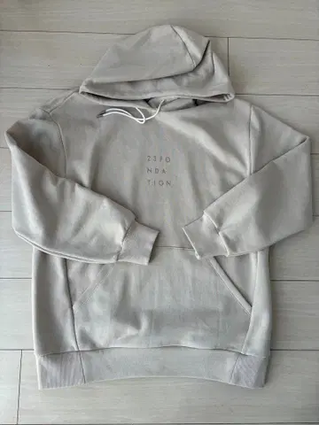 새상품 23Fondation 베이지 후드티