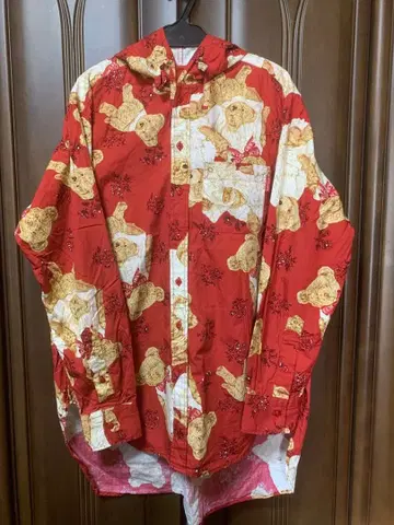 칼 헬무트 플라워 곰 프린트 긴팔 셔츠