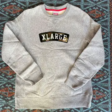 XLARGE 카모플라쥬 패치 크루넥 맨투맨