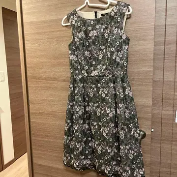 토카 원피스 꽃무늬