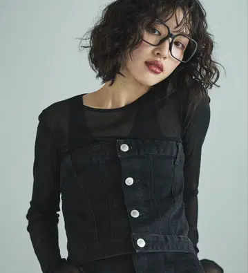 Something 블랙 데님 뷔스티에