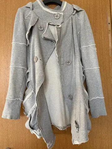 그레이 후드 부착 캐주얼 자켓