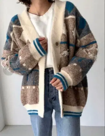 RED CHOP WORKS 레드 찹 웍스 니트 가디건