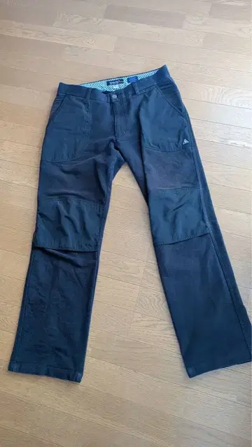 beacon's crew 스트레이트 팬츠 블랙