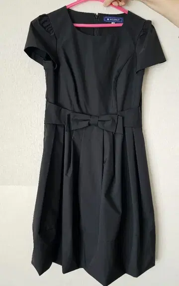 M'S GRACY 블랙 리본 포함 반팔 원피스 38