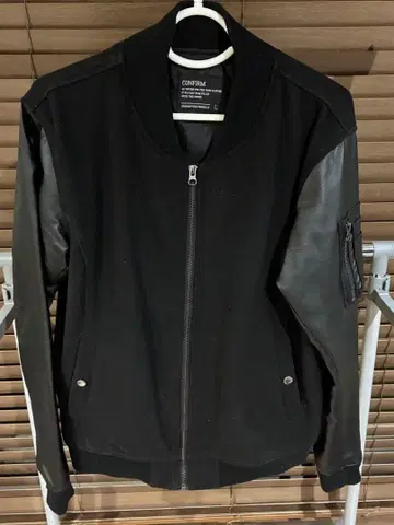 가죽 느낌 절개 블루종 L